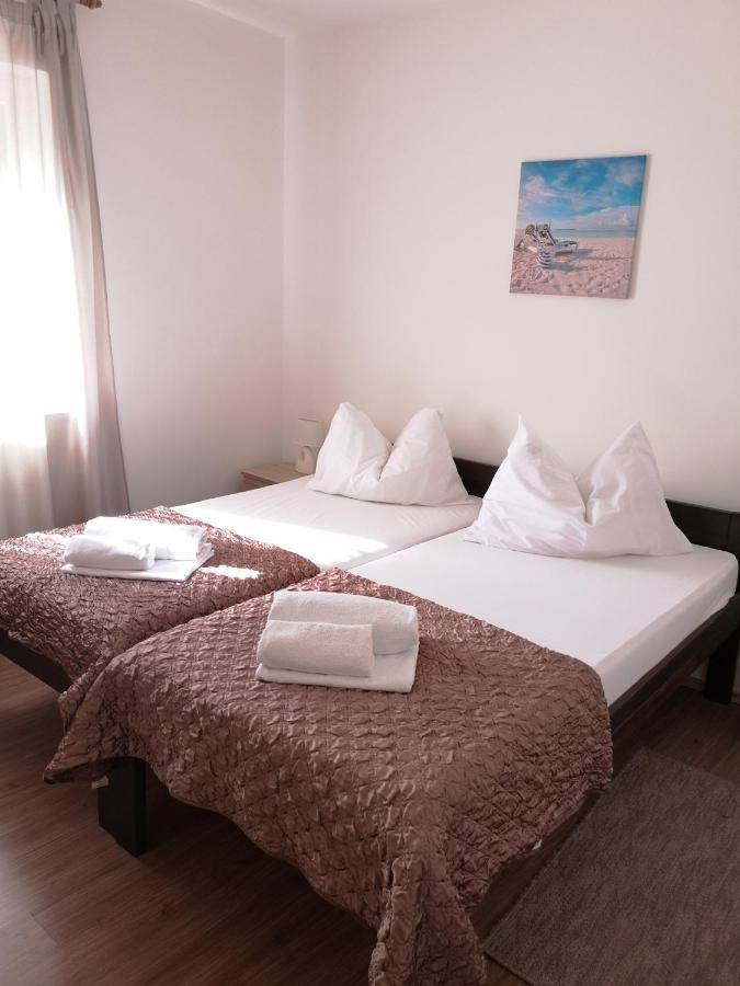 Dva Dukata Biograd Na Moru Quarto foto