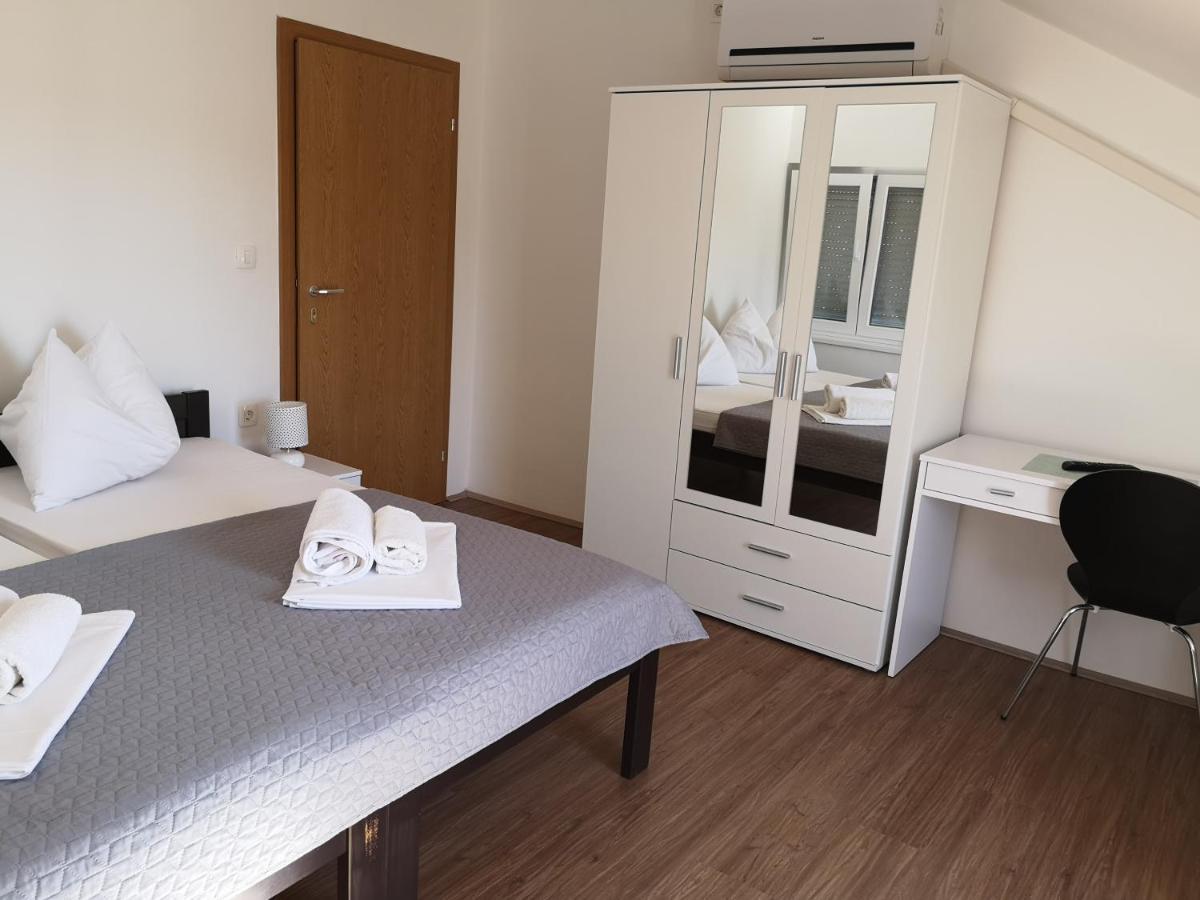 Dva Dukata Biograd Na Moru Quarto foto